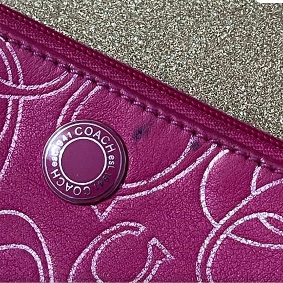 Coach Pink Leather Logo Wristlet Wallet Satin Lined - Picture 4 of 13
